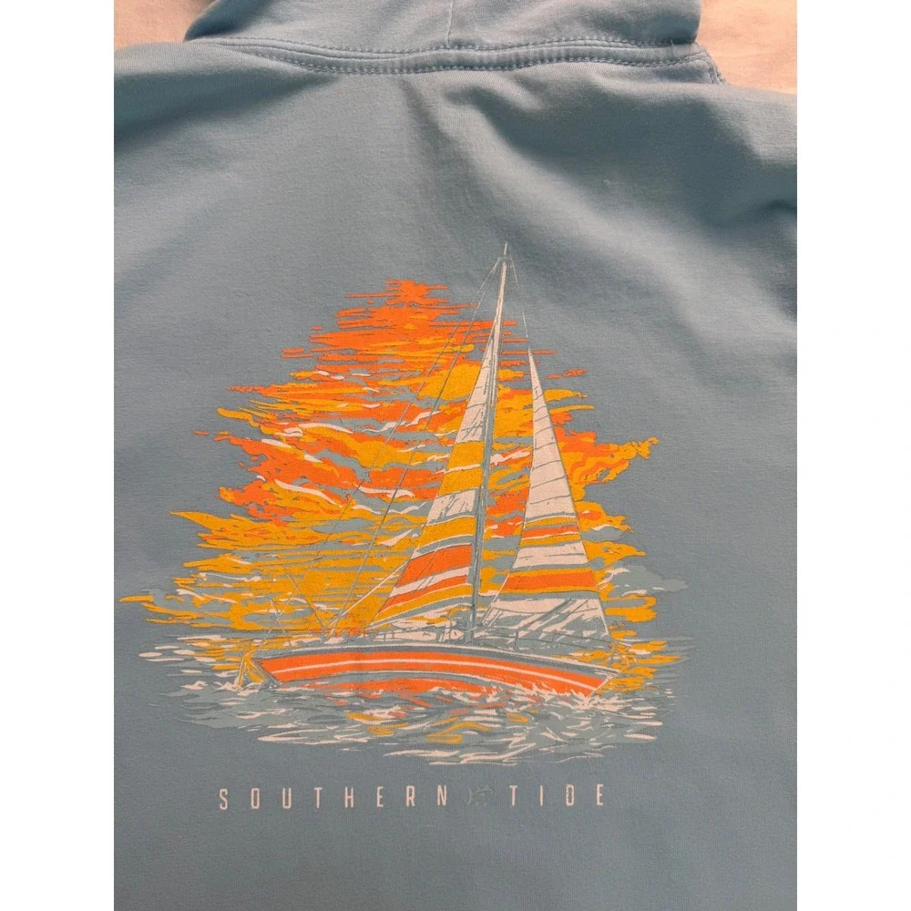 Southern Tide Boys XL 16 Light Blue Sailboat Graphic Long Sleeve Hoodie Tee